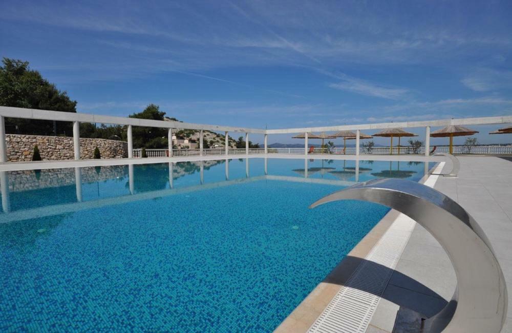Holiday Home Orsag ดราเก ภายนอก รูปภาพ