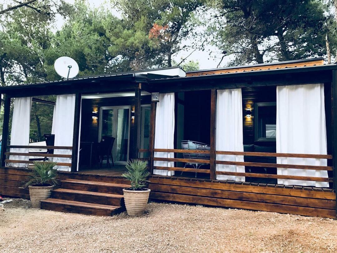 Holiday Home Orsag ดราเก ภายนอก รูปภาพ