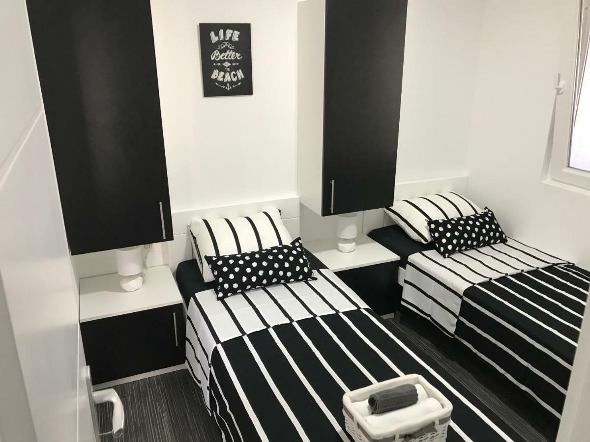 Holiday Home Orsag ดราเก ภายนอก รูปภาพ