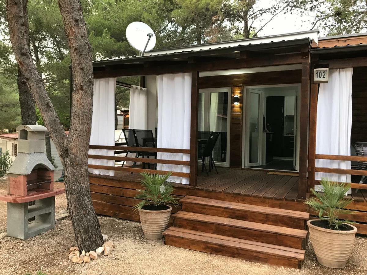 Holiday Home Orsag ดราเก ภายนอก รูปภาพ