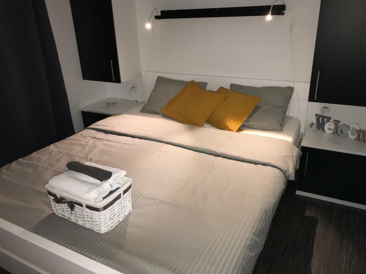 Holiday Home Orsag ดราเก ภายนอก รูปภาพ